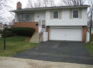 1694 Rocky Pine Loop S, Columbus, OH