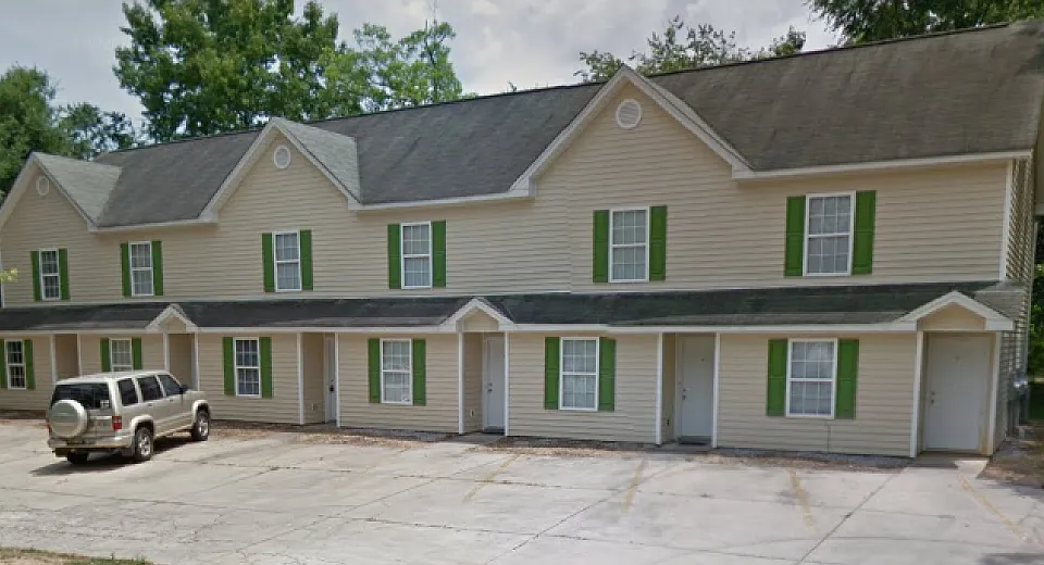 137 Carlton St