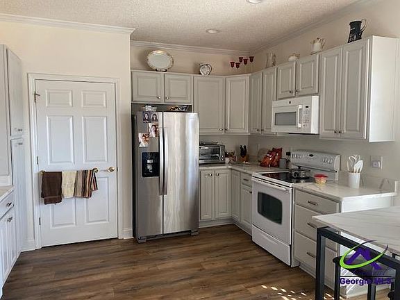 3rd image of 304 S Houston Springs Blvd
