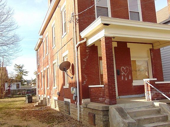 2nd image of 1439 Marlowe Ave