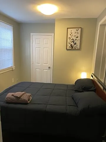 1600 E St NE #4 — Photo 10