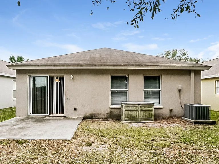 7445 Oxford Garden Cir — Photo 15
