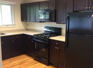 116 Montoya Dr, Branford, CT 06405