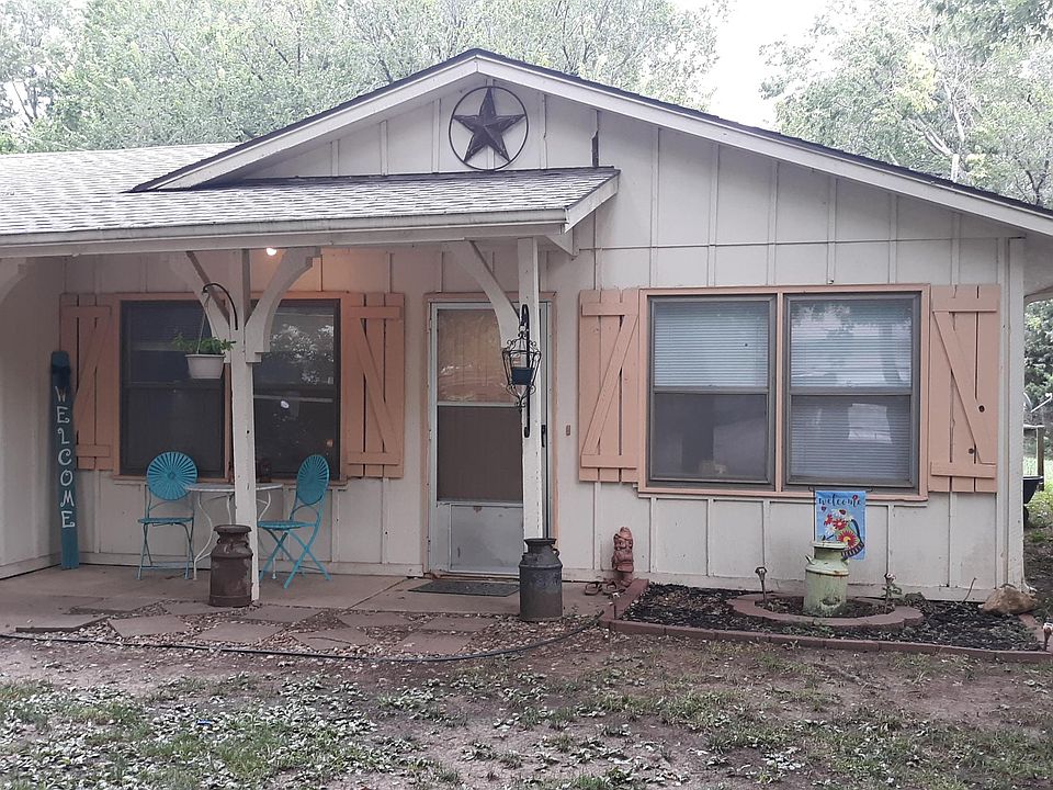 1st image of 324 Lincoln St