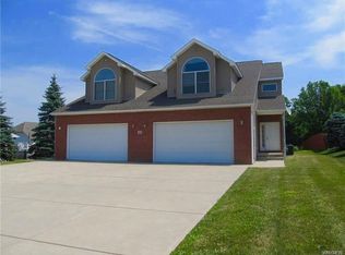 4698 Brompton Dr #R, Buffalo, NY 14219