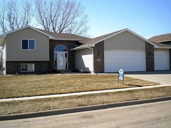 1st image of 5609 S Sarmar Ave
