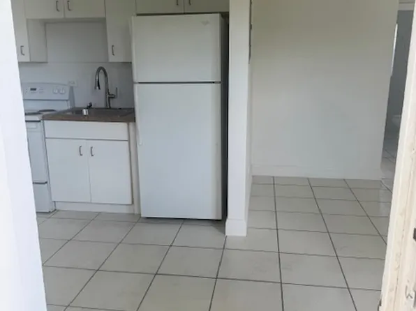 441 SW 10th St #4, Miami, FL 33130