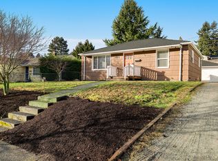 3813 50th Ave SW, Seattle, WA 98116