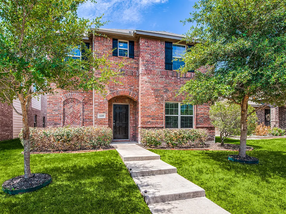 1229 Land Oak Rd