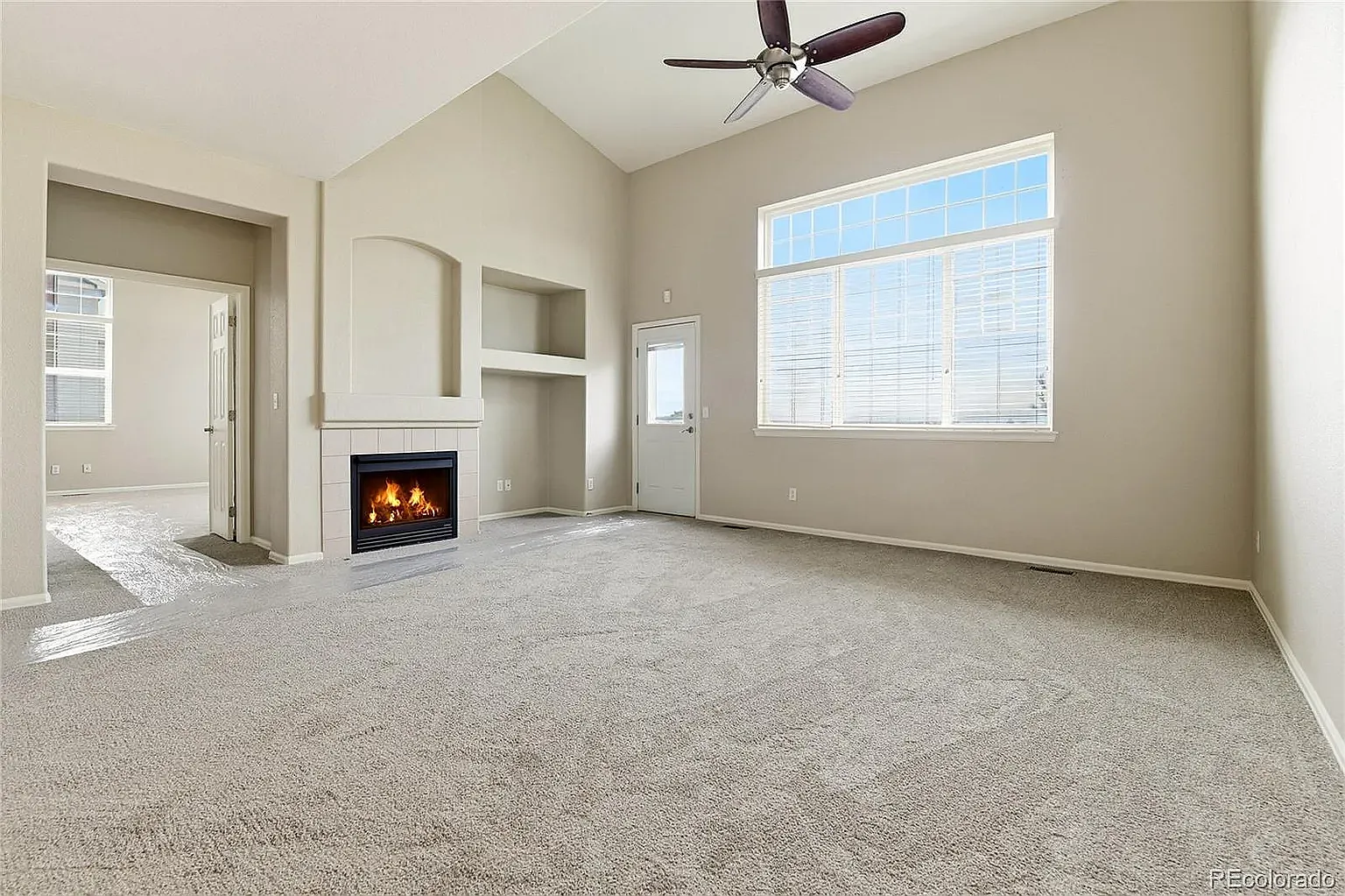 4 bed, 2400 sqft, $3,750 — Photo 4
