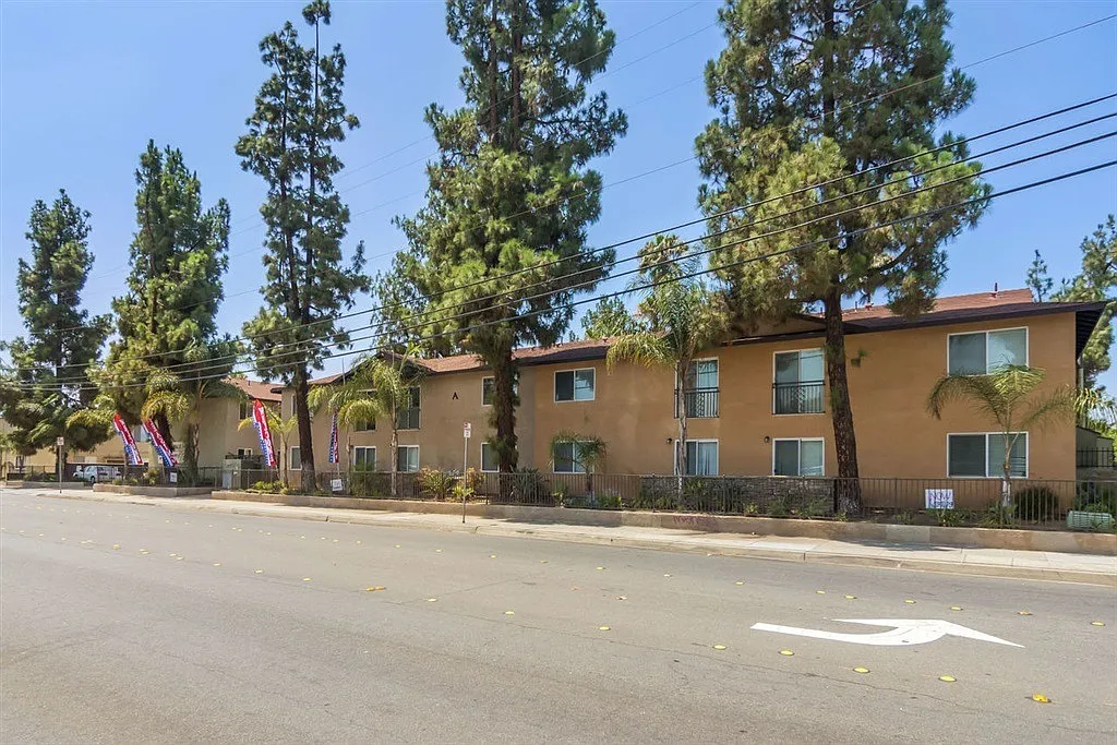 Garden Park Apartment Homes — Photo 4