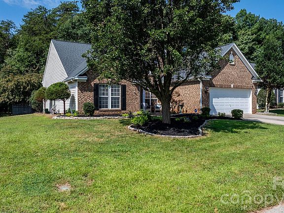 4th image of 2413 Smith Cove Rd