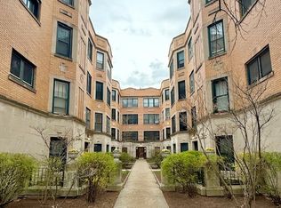 1217 W Granville Ave APT 2B, Chicago, IL