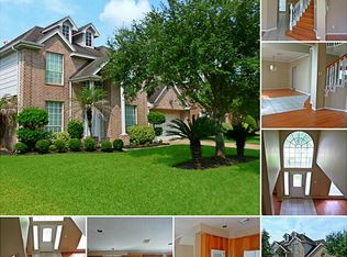 1606 Oak Place Ct, Pearland, TX 77581