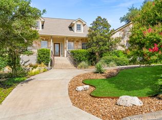 9706 Maytum Cir, Helotes, TX 78023