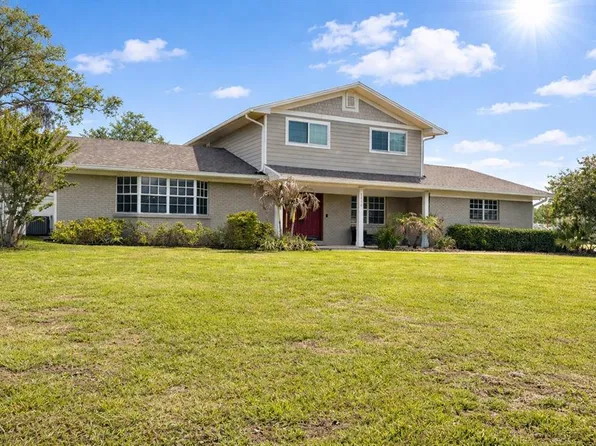 1310 Brandonwood Dr, Brandon, FL 33510