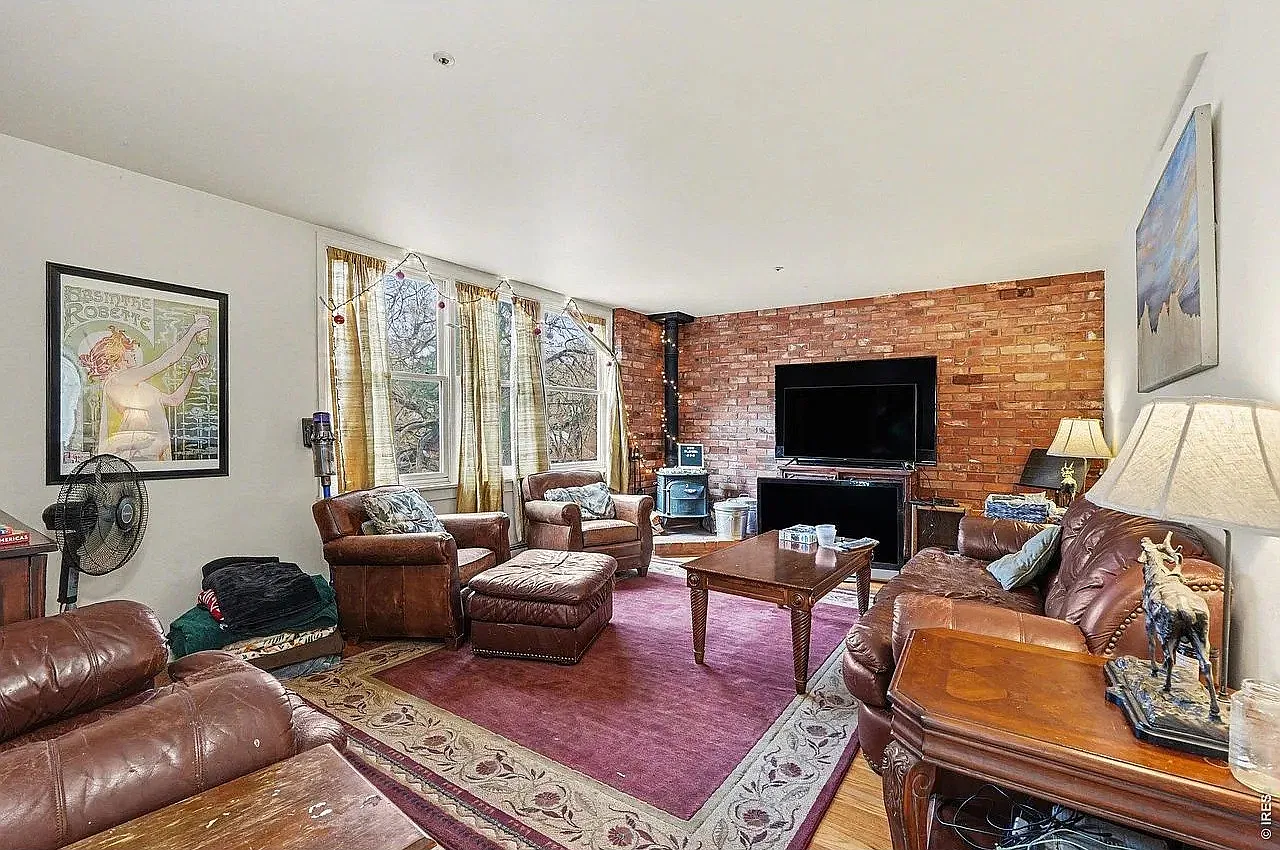 623 Marine St. — Photo 3