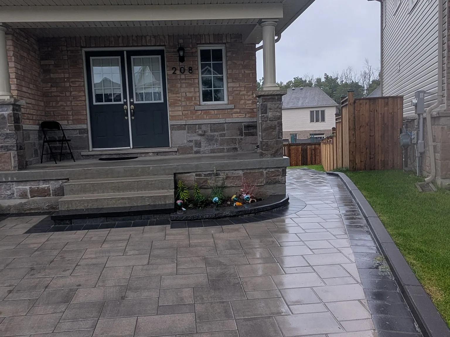 3 bed, $2,500 — Photo 1