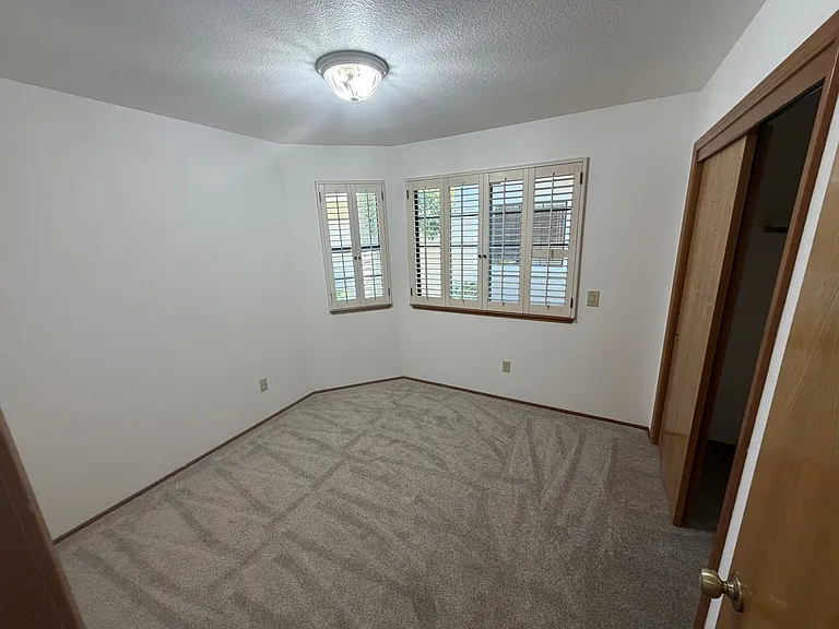 11674 Prospect Hill Dr — Photo 25