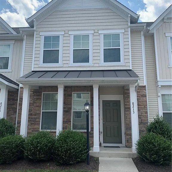 8213 Center Path Ln — Photo 1