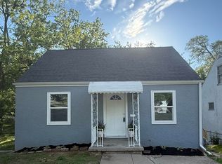 3802 N 36th St, Omaha, NE 68111