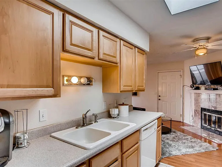 1825 Kendall St #312 — Photo 9