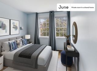 511 G St SW #1-G, Washington, DC 20024