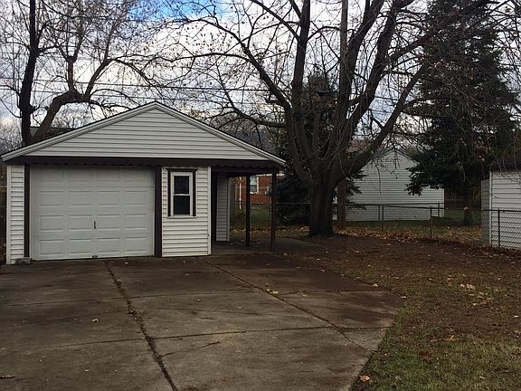 2nd image of 11449 Lucerne #House