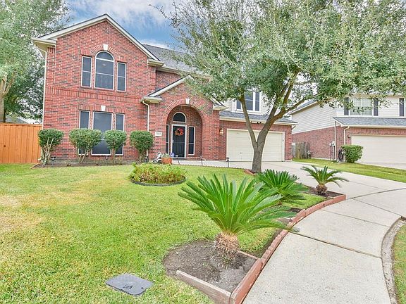 3rd image of 13815 Vickston Ln