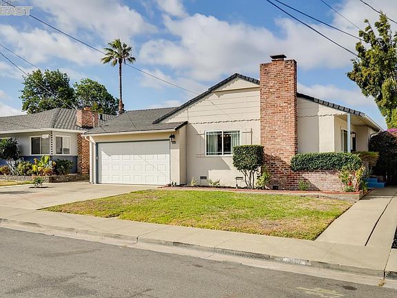 2nd image of 21905 Betlen Way