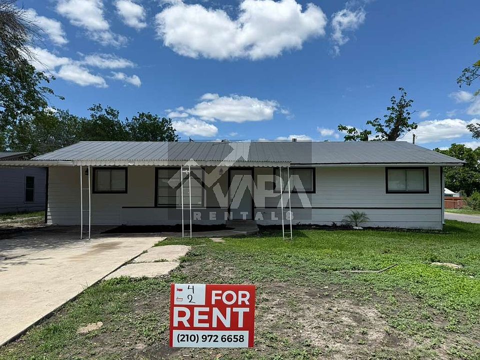 1st image of 315 Jamaica Dr