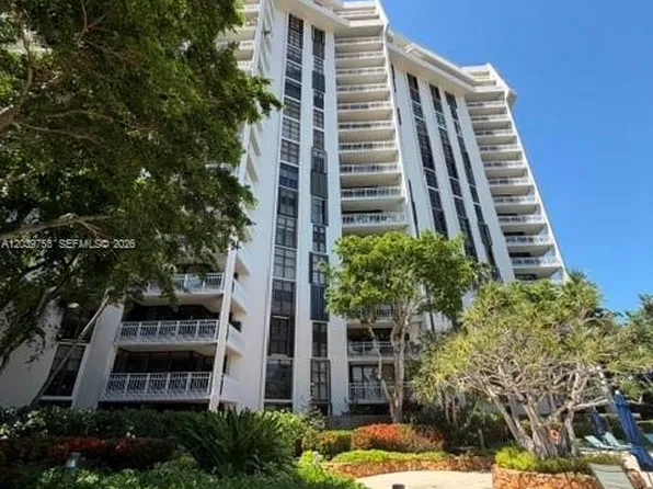 2000 Towerside Ter APT 301, Miami, FL 33138