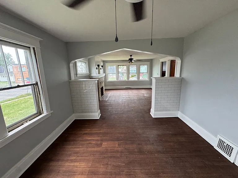 1363 Kensington Ave #1 — Photo 21