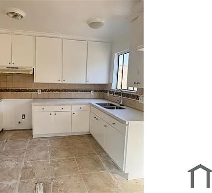 963 N Harvard Blvd — Photo 1