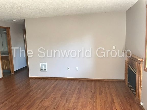 3rd image of 115 NE Coast Pine Ave APT A