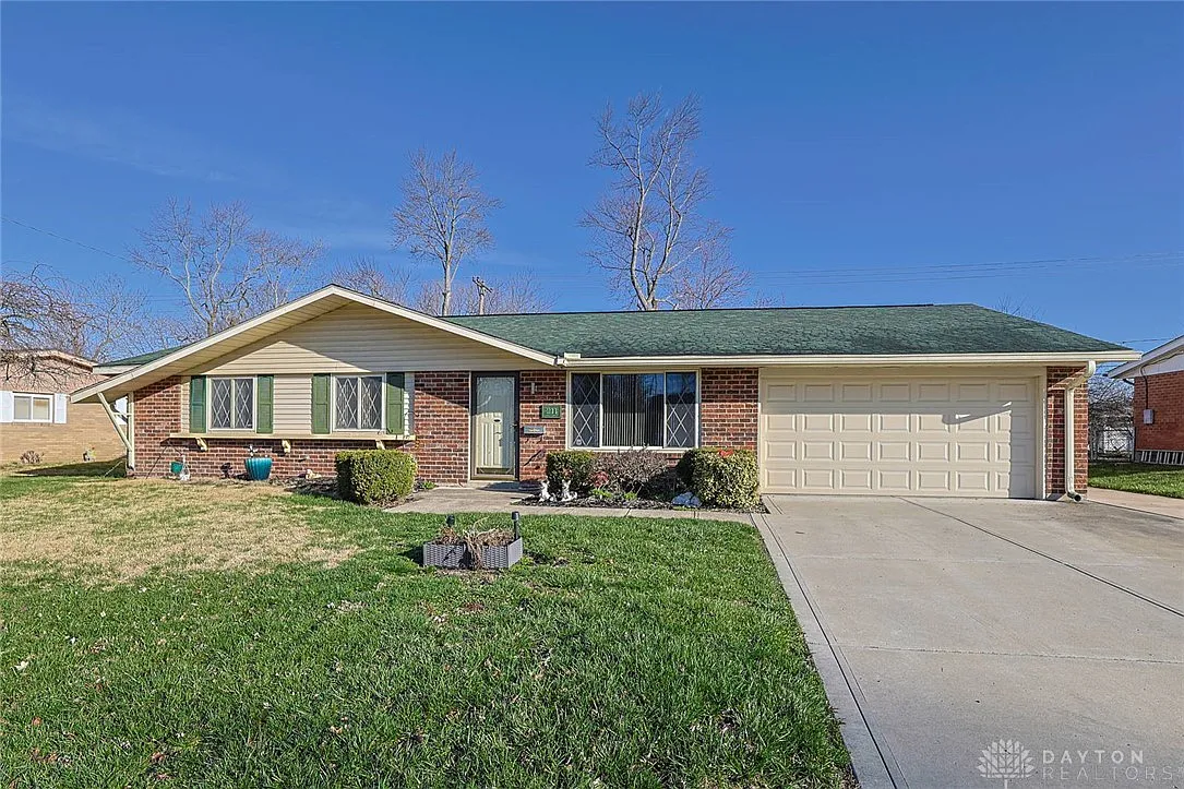 211 Katy Ln photo 1