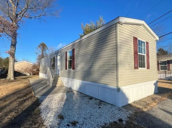 18 Briarwood, Hampton Twp., NJ 07848