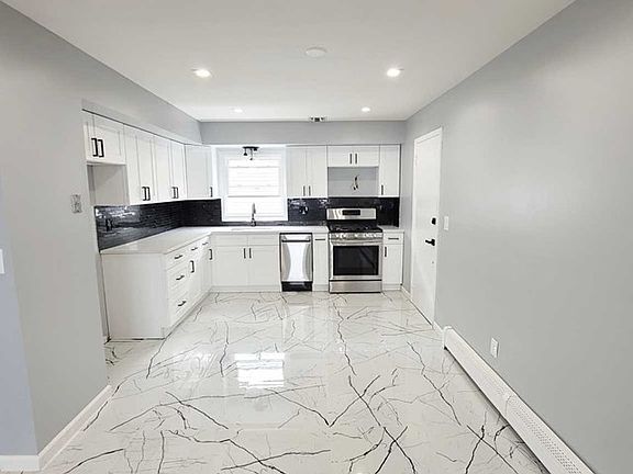 2nd image of 468 Westminster Pl #1