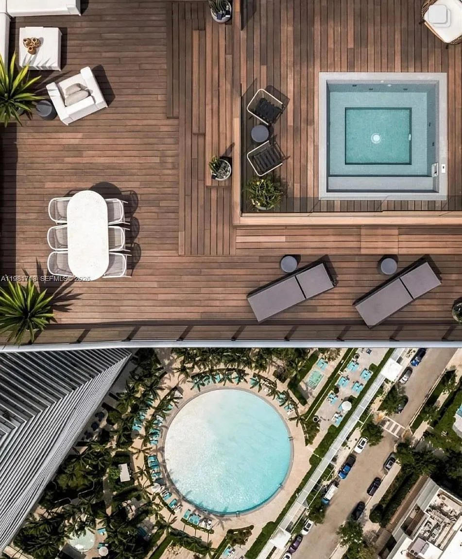 Paraiso Bay Condo — Photo 1