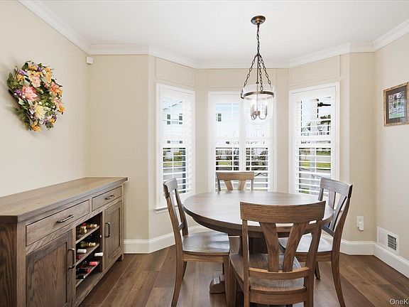 4th image of 7 Monitor Road