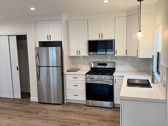 3rd image of 1122 S Crescent Heights Blvd #1/2