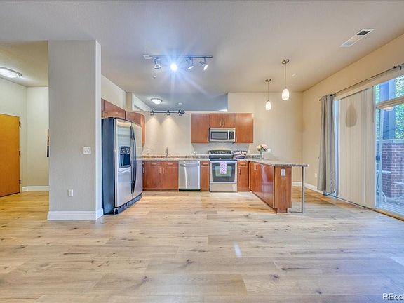 4th image of 5401 S Park Terrace Avenue #107A