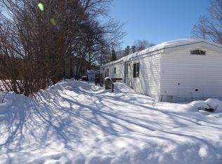 5 James St, Bingham, ME 04920