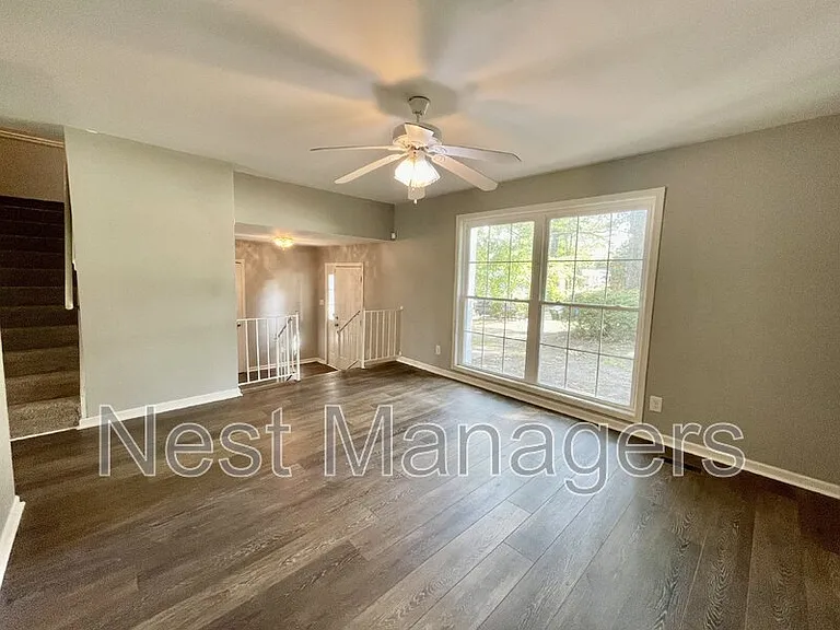 5651 Dodge Dr — Photo 7