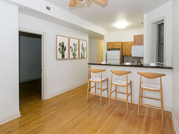2nd image of 5402 S Maryland Ave APT 3