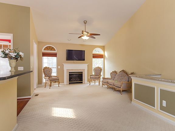 4th image of 10002 Wofford Way