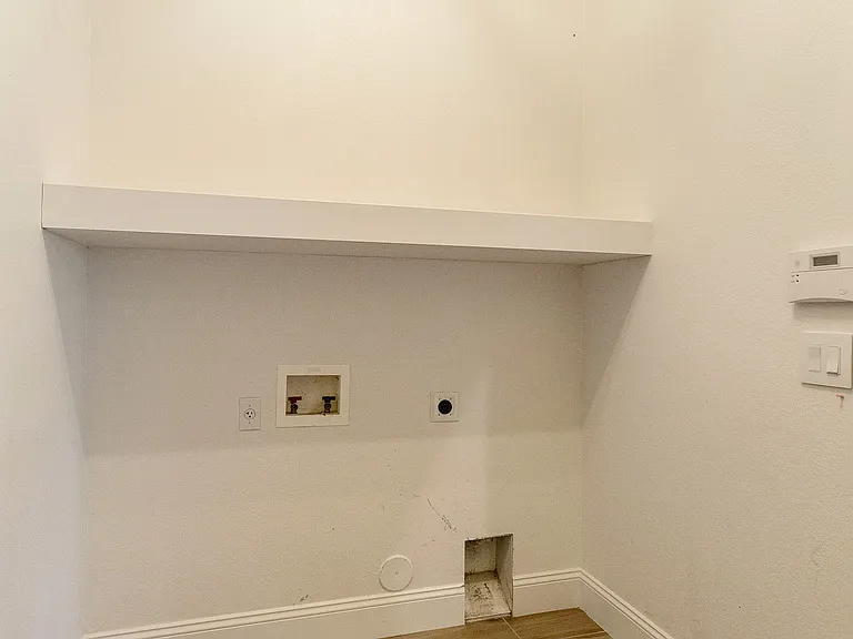 442 W Carob Dr — Photo 24