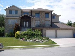 11806 S Reeves Ln, Riverton, UT 84065