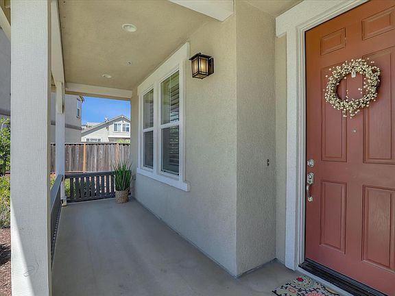 3rd image of 17360 Johnson Ct