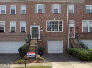 12195 Camborne Ter, Fairfax, VA 22030